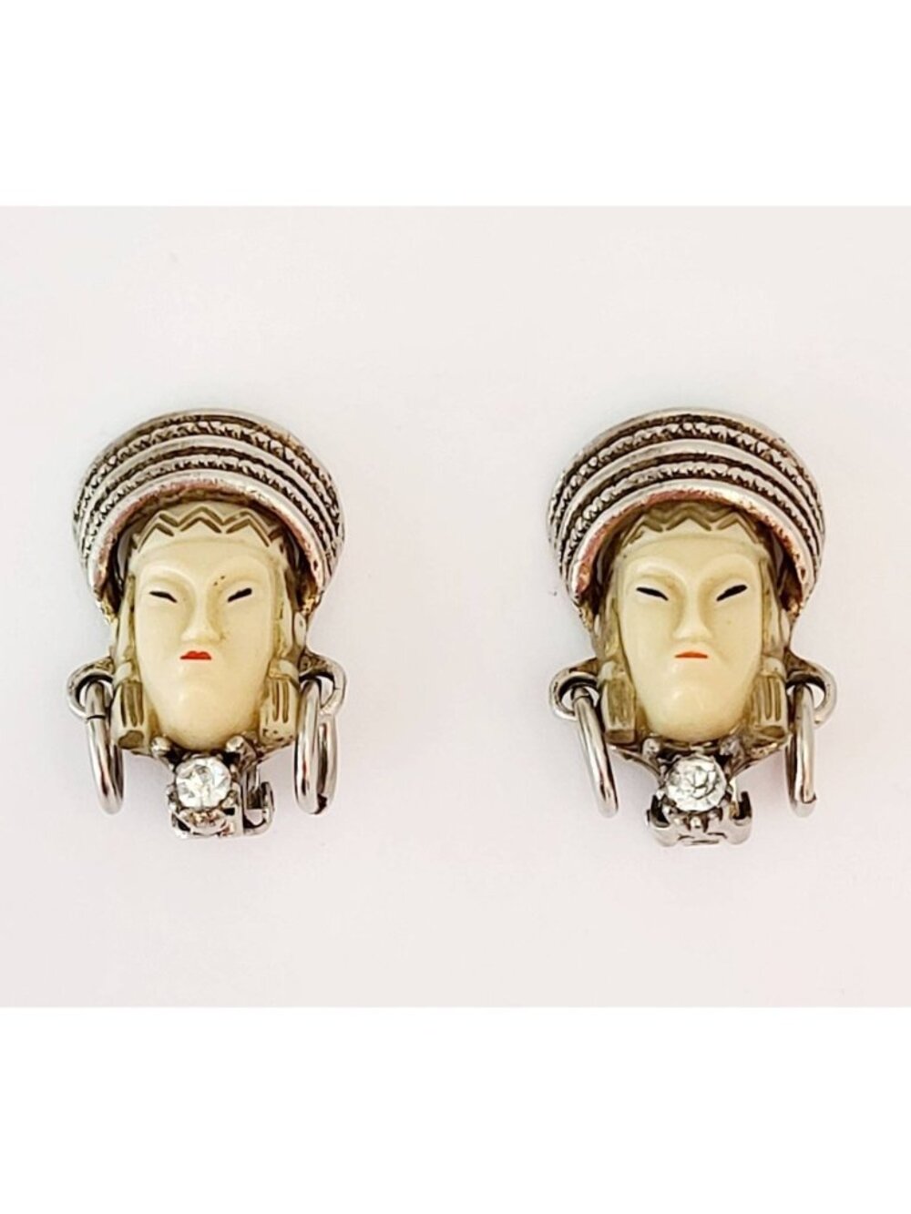 Vintage 1960s Selro Asian Princess Clip On Earrings
